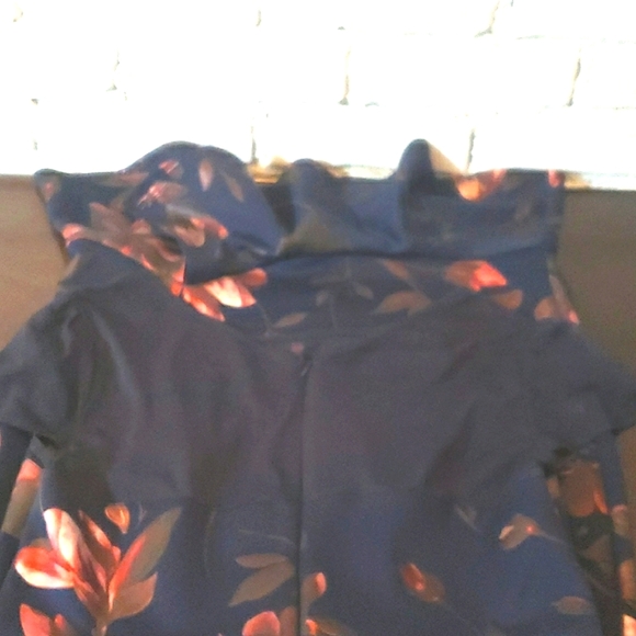 Navy & rose shimmer flower detail with sheer navy cap sleeves - Picture 5 of 7